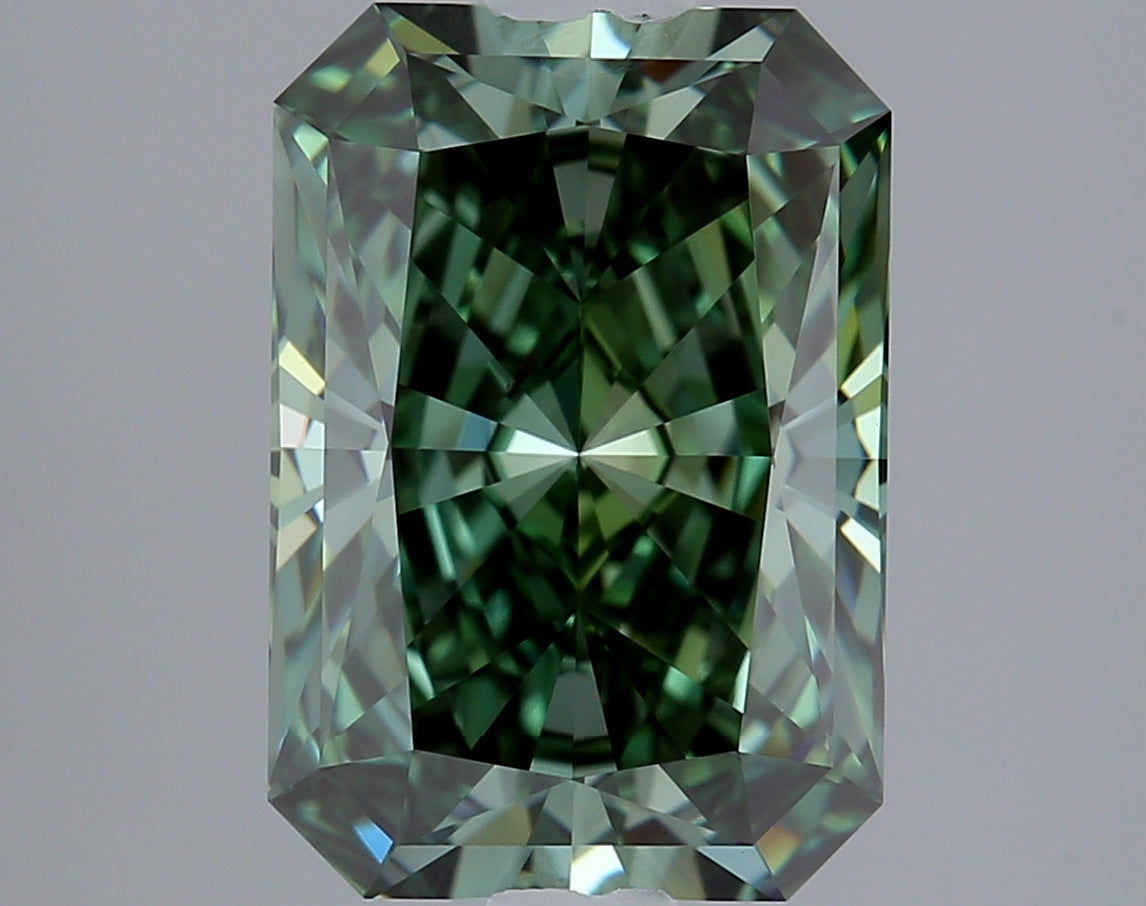 Radiant 2.21 Fancy VVS2 Lab Grown Diamond