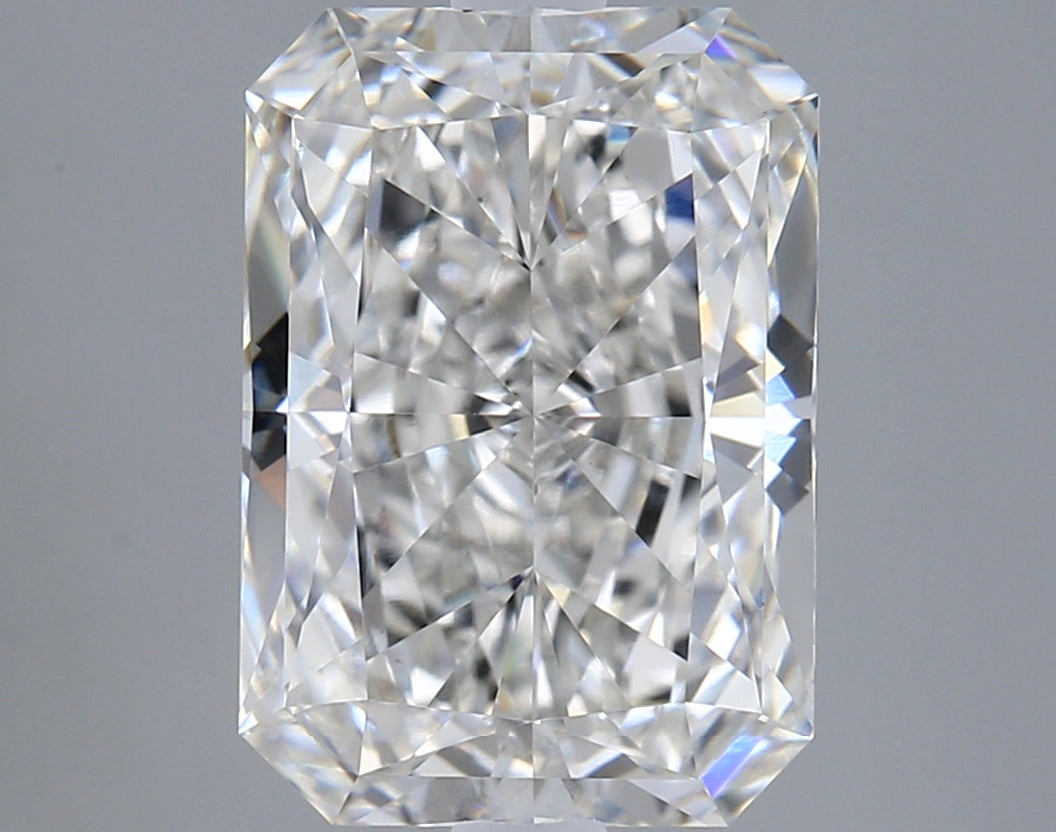 Radiant 3.04 G VS1 Lab Grown Diamond